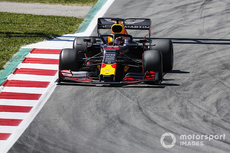 Zseniális drónfelvétel Verstappen zandvoorti drifteléséről