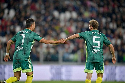 GALERIA: Vettel e Leclerc jogam partida com Cristiano Ronaldo, Pirlo e Totti