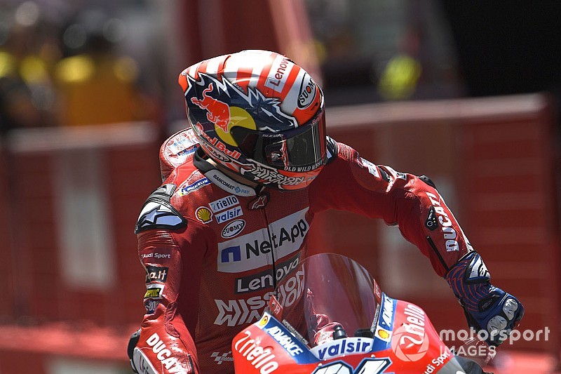 Dovizioso: "Sono contento per Danilo, è stato furbo e merita questa vittoria"