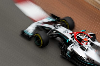 Hamilton espera que Mercedes lleve un nuevo motor a Canadá