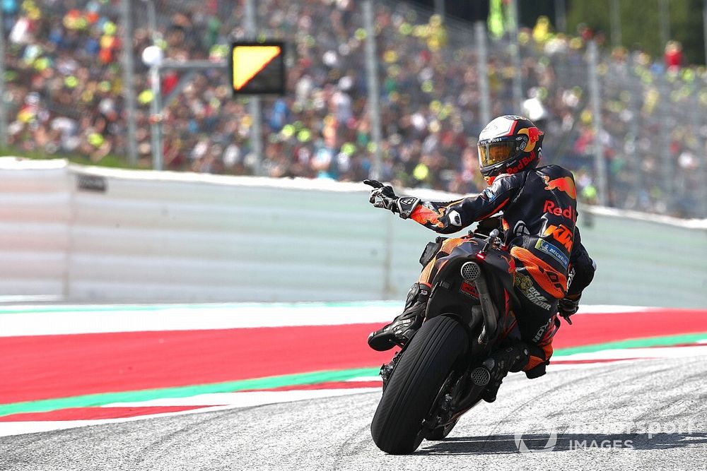 Hasil MotoGP Austria: Drama Flag-to-Flag, Brad Binder Menang