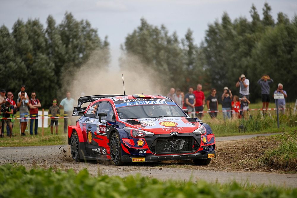 Neuville po raz szósty