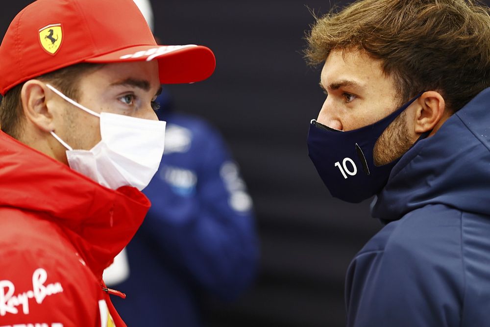 Гасли нацелился удержаться впереди Ferrari в гонке