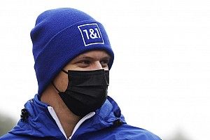 Schumacher: "Ferrari'deki herkes kaydettiğim ilerlemeden memnun"