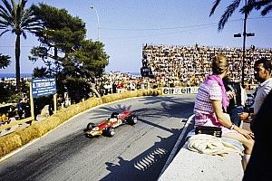 The F1 media favourite who lifted a broken Lotus