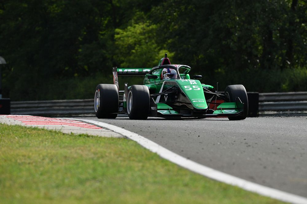 Hungary W Series: Chadwick dominates practice ahead of old rival Visser