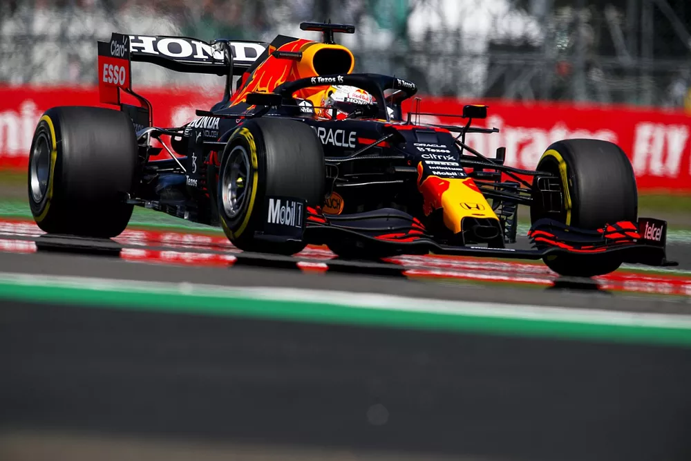 Max Verstappen, Red Bull Racing RB16B