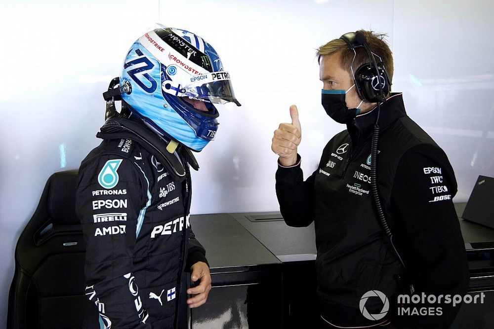 СМИ: Mercedes заменит Боттаса на Расселла по ходу сезона-2021