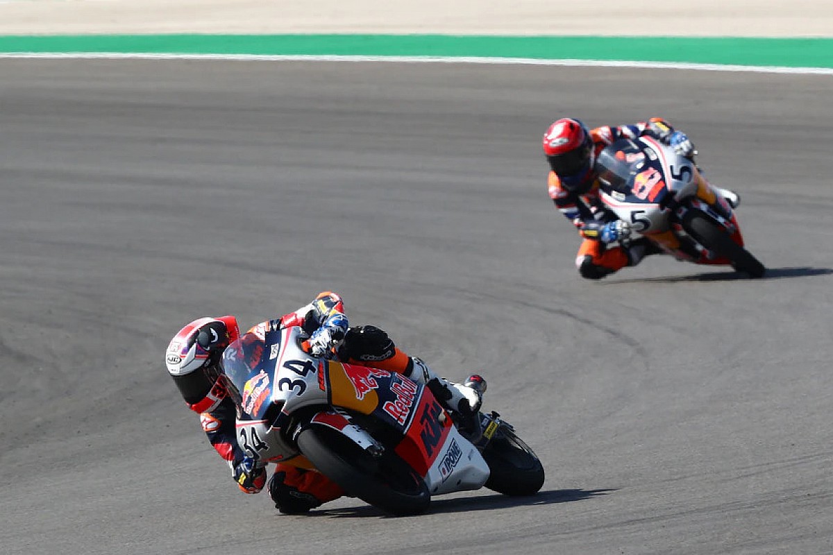 Hasil Race 1 Rookies Cup Spanyol: Makin Klop, Mario Aji Finis Kedelapan