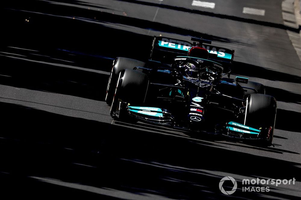 Lewis Hamilton, Mercedes W12