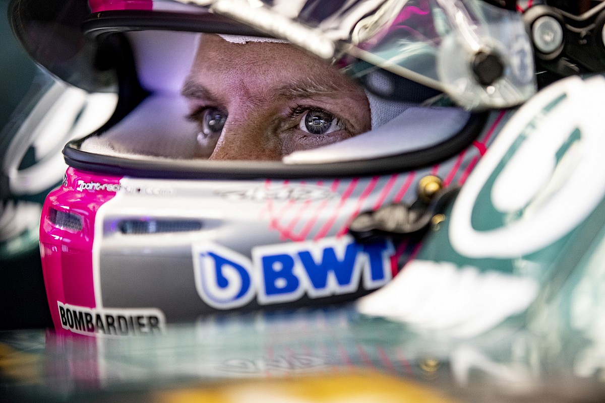 Resmi: Vettel, 3 sıra grid cezası aldı, Bottas'a ceza çıkmadı
