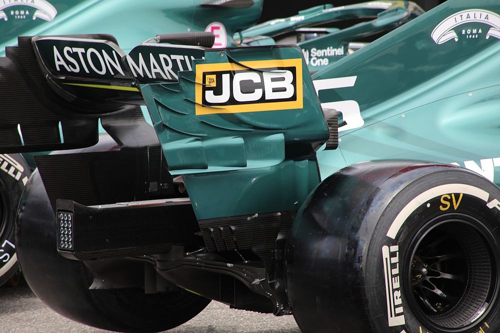 Aston Martin AMR21 rear wing detail