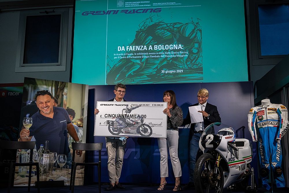 Gresini Racing dona una nuova sala di simulazione all'Ospedale Maggiore di Bologna