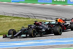 Button: Verstappen Belum Selengkap Hamilton