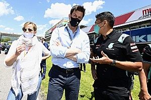 Wolff: Ha van egy olyan szárnyad, ami extra sebességet ad, akkor az...