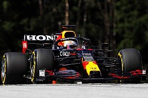 Verstappen grapt na dominante zege: "Wilde graag van die dertien af"