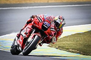 MotoGPフランス決勝:ミラー、晴から雨の“乗り換え”戦を制し2連勝。中上貴晶は表彰台圏内走行も7位