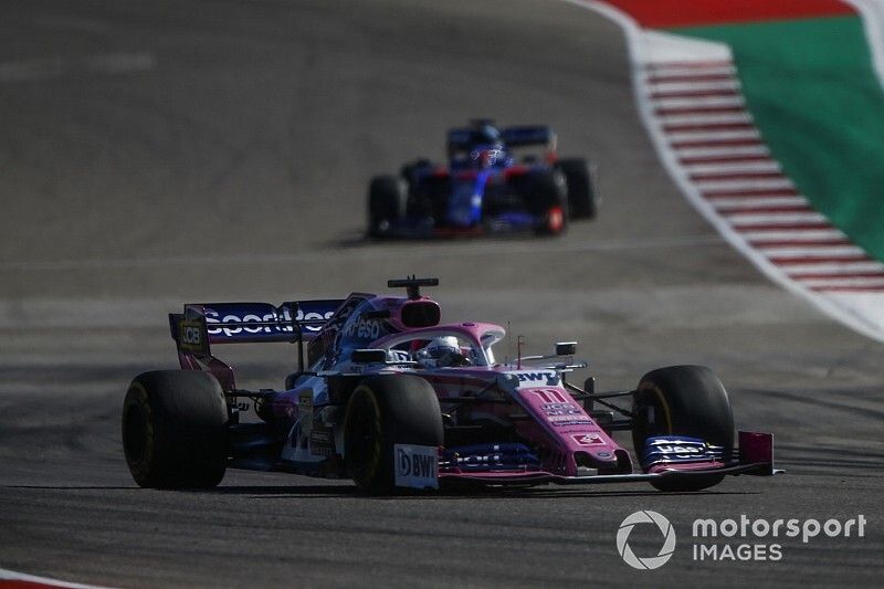 Sergio Perez, Racing Point RP19, en Daniil Kvyat, Toro Rosso STR14