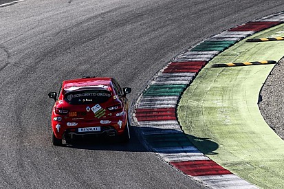 Giulio Bensi è il primo pilota della Clio Cup Italia 2020