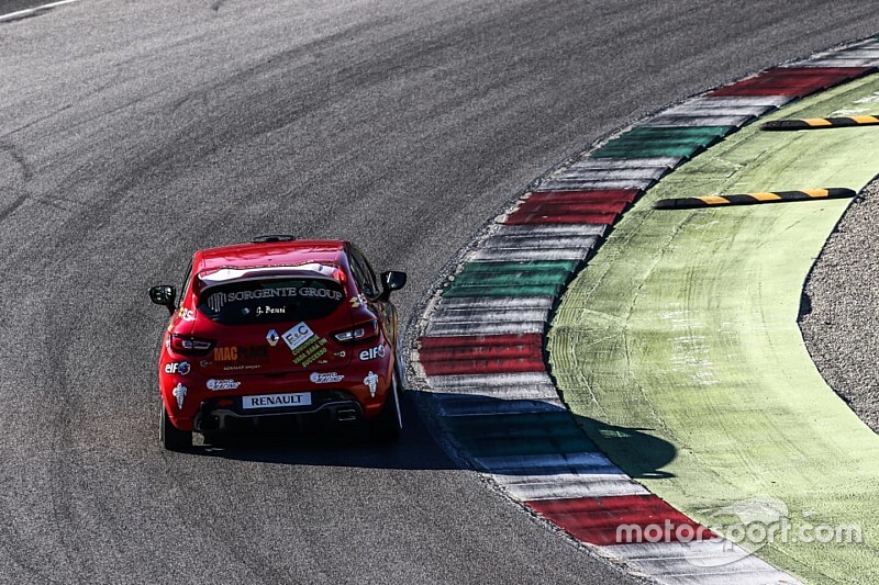 Giulio Bensi è il primo pilota della Clio Cup Italia 2020