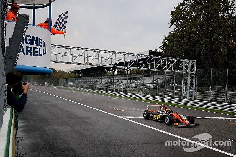 Dennis Hauger trionfa in una emozionante Gara 3 a Monza