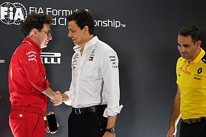 A Ferrari szerint egyelőre korai Hamilton érkezéséről beszélni