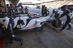 Tost: Unfair to race in Australia without full grid