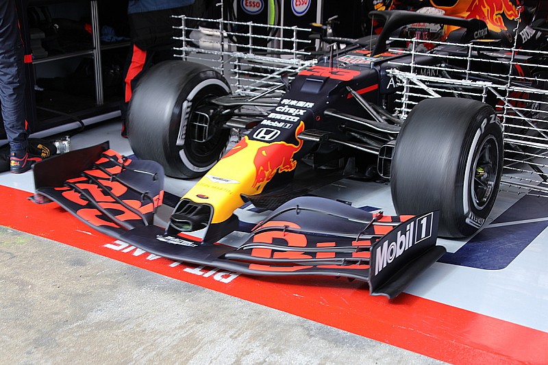Red Bull: Verstappen rovina l'inedito pacchetto aerodinamico