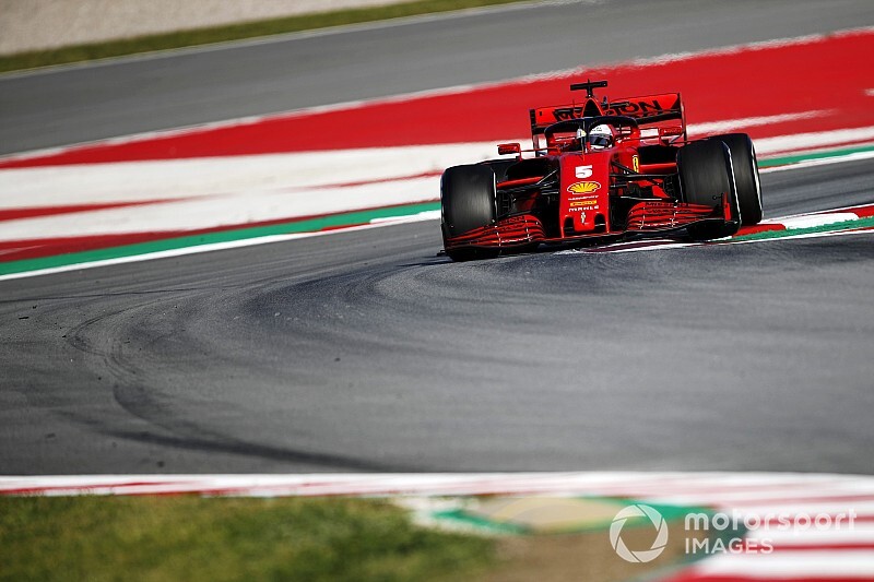 Test Barcellona, Day 2: Ferrari al top, ma contro vento