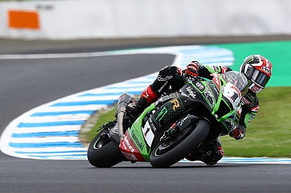 Phillip Island WSBK: Rea takes Superpole race win
