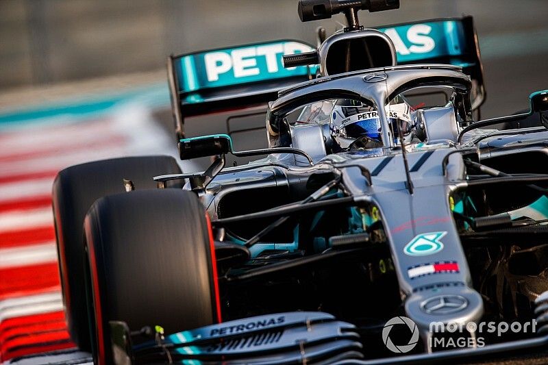 Боттас намерен остаться в Mercedes на 2021 год