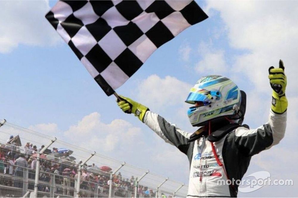 Jak Crawford si unisce a Van Amersfoort Racing nella F4 Italiana