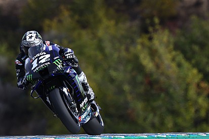 Viñales mantiene dominio en Jerez y Márquez sufre fuerte caída