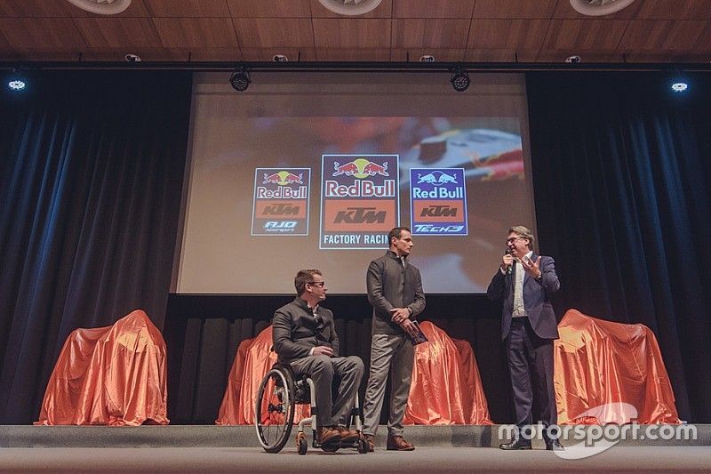 El dueño de KTM arremete contra Honda por menospreciar a Pedrosa