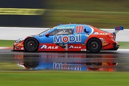 Barrichello parabeniza Camilo e Serra e celebra carro: “a gente está vivão”