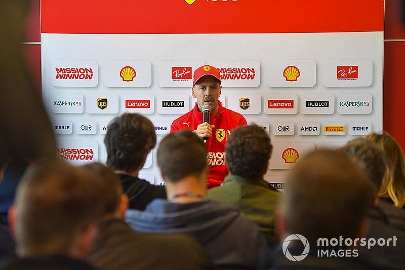 Sebastian Vettel, Ferrari, durant une conférence de presse