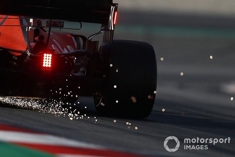 Sebastian Vettel, Ferrari SF90 red light and sparks