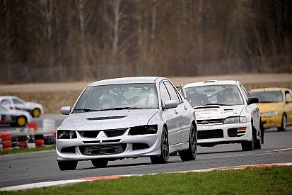 Zbliża się debiut klasy Supercars Light