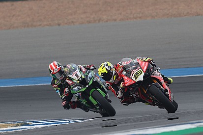 Rea mulai terbiasa tidak jadi patokan