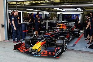 Red Bull решила повысить скорость, переставив детали силовой установки