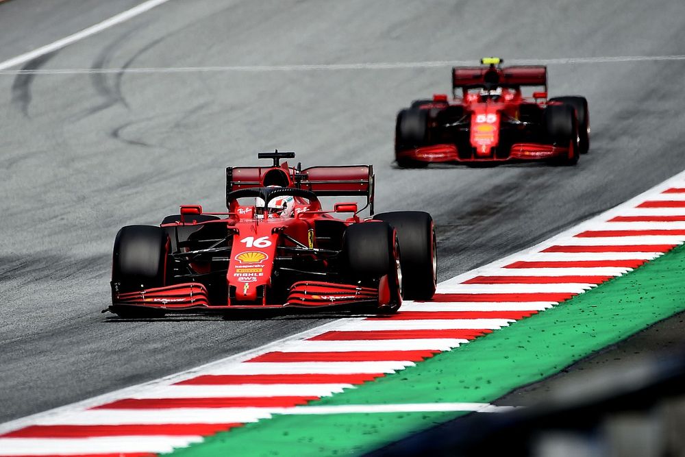 Carlos Sainz Jr., Ferrari, Charles Leclerc, Ferrari