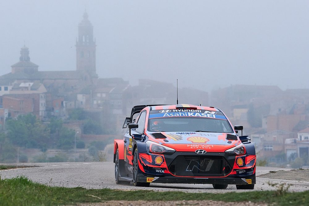 WRC, Rally Spagna, PS7: Neuville riparte forte