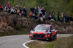 Neuville cierra el triunfo en el Rally de España