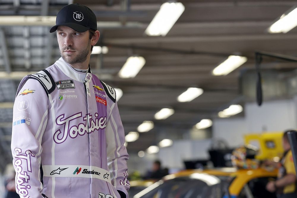 Daniel Suarez, TrackHouse Racing, Chevrolet Camaro Tootsies Orchid Lounge