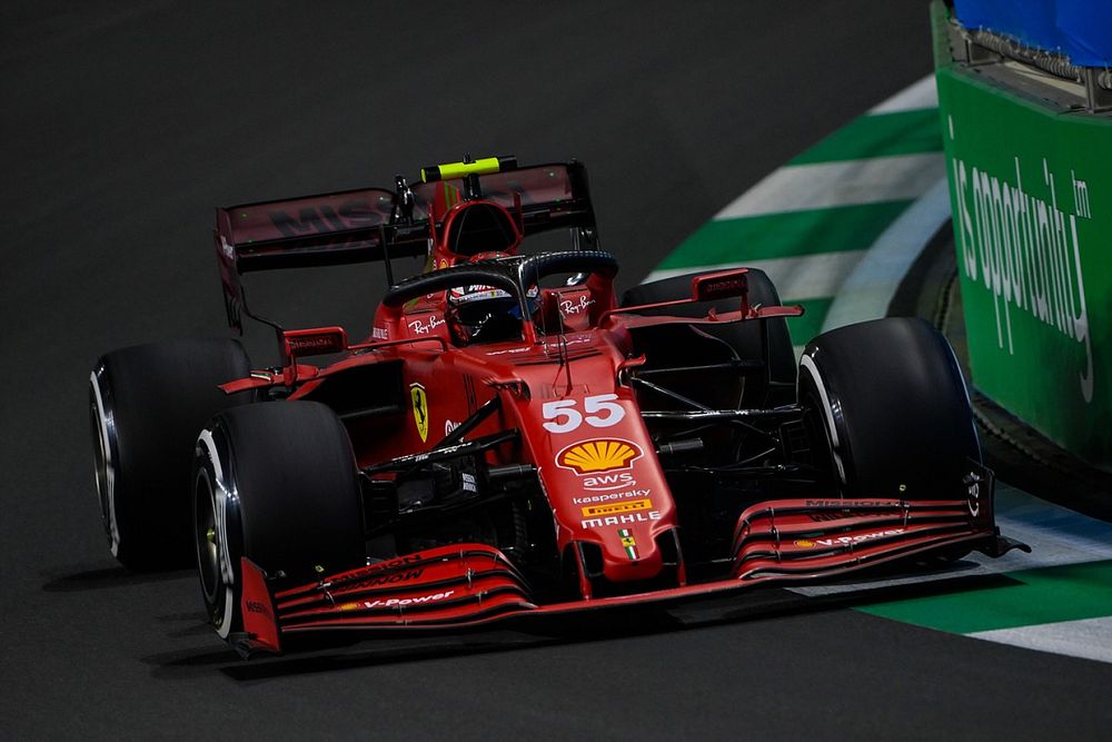 F1 | Sainz: "Anche qui dovremo stare attenti ad Alpine"