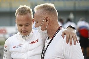 Отец Мазепина увеличит зарплаты сотрудникам Haas