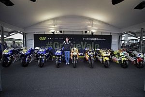 GALERÍA: Los 9 amores de Valentino Rossi se reúnen en Valencia