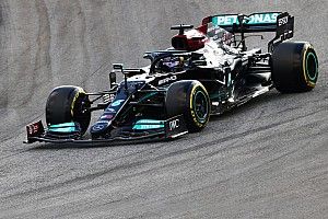 F1 Brazilian GP: Hamilton wins from 10th after late pass on Verstappen