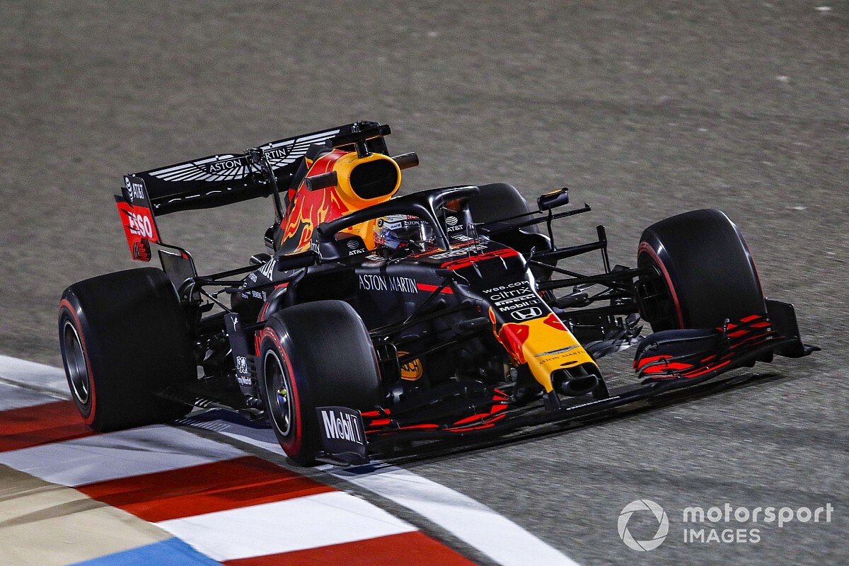 Verstappen niet te spreken over outer circuit: "Niet wat je wilt"