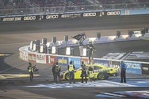 Austin Cindric rallies in OT for Phoenix win and Xfinity title